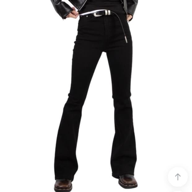 하이웨스트 부츠컷 블랙진