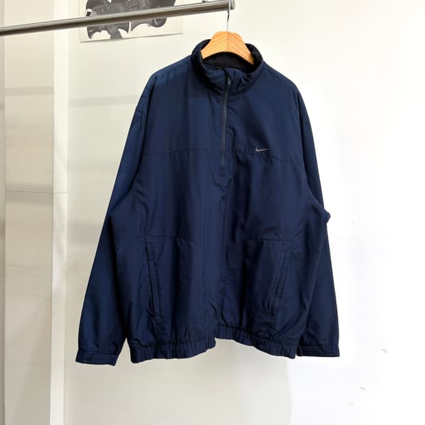 NIKE 반집업 맨투맨