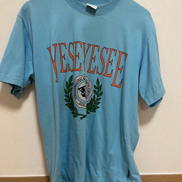 yeseyesee 반팔티