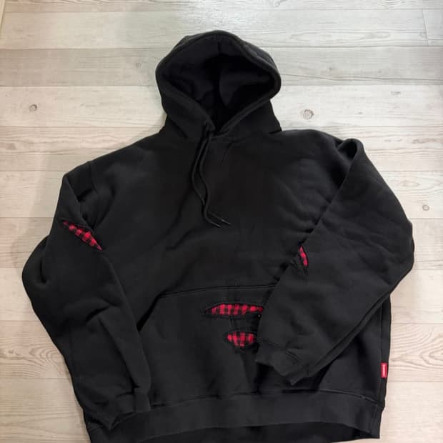 블랙아웃 스크래치후드