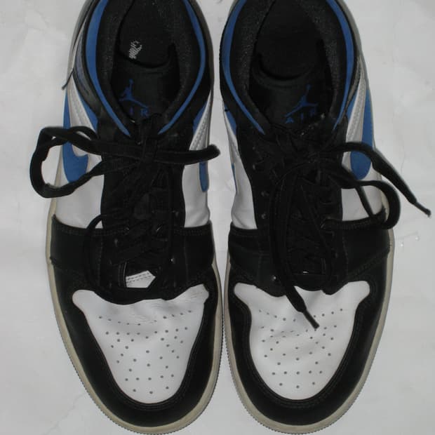 Nike Air Jordan 1 Mid Racer blue