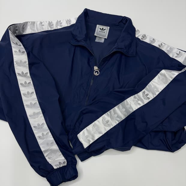 아디다스 트랙 테잎로고 오버 바람막이