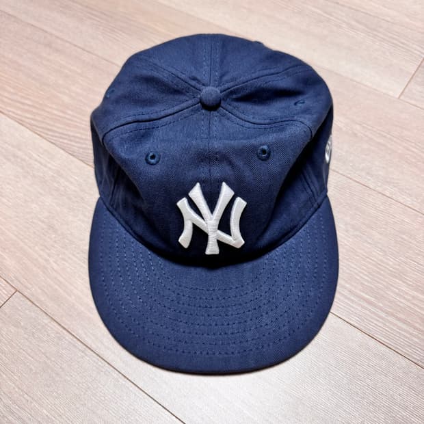 뉴에라 뉴욕양키스 9fifty 레트로크리운 모자 팝니다