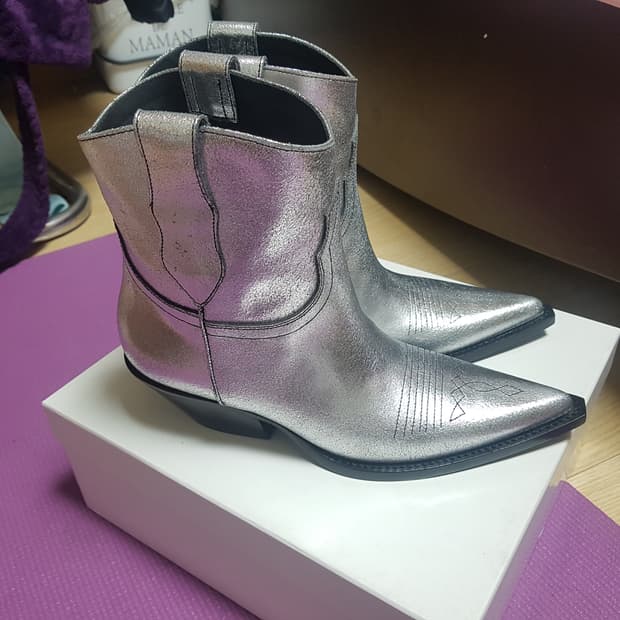 새상품 마르지엘라 웨스턴부츠 37