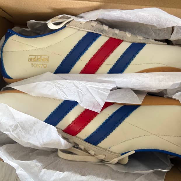 아디다스 도쿄 
