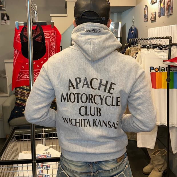 Acoustic Apace Bike reverse hood zip-up