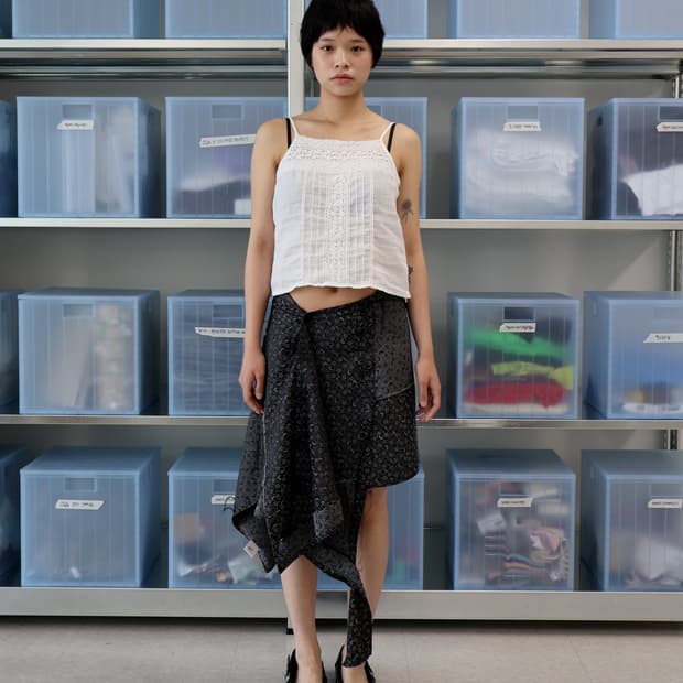 PRINTED BUTTON WRAP SKIRT