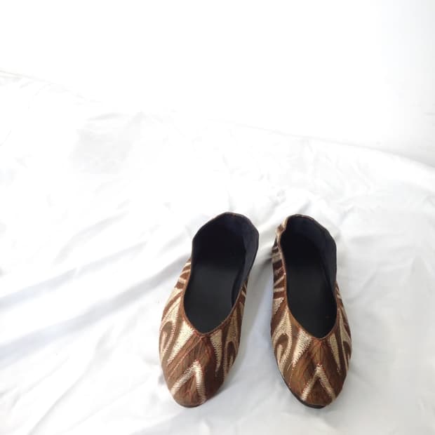 Geomatic pattern flat shoes