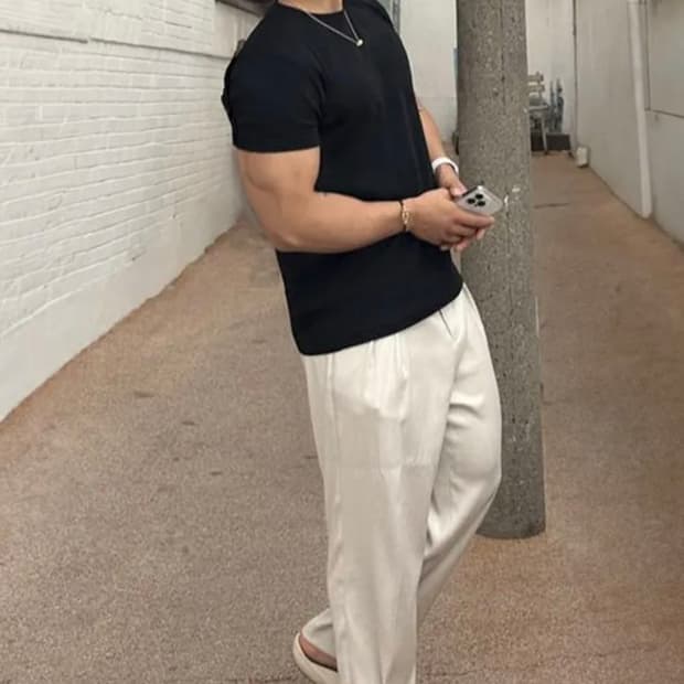 (새상품 블랙+화이트) 제이엘브 무지 머슬핏 반팔 1+1