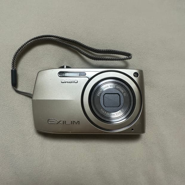 카시오 엑슬림 z2300 디카/디지털카메라