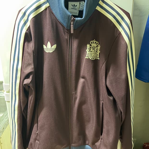 아디다스 스페인 베켄바우어 트랙탑 L 판매합니다