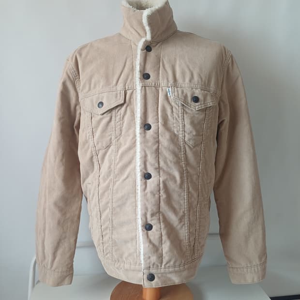 [L] 리바이스 프리미엄 코듀로이 쉐르파 트러커 (샌드 베이지)