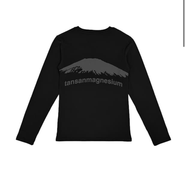 탄산마그네슘 마운틴 롱 슬리브 블랙