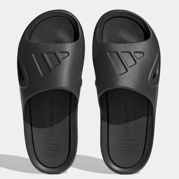 아디다스 아디케인 슬라이드 블랙