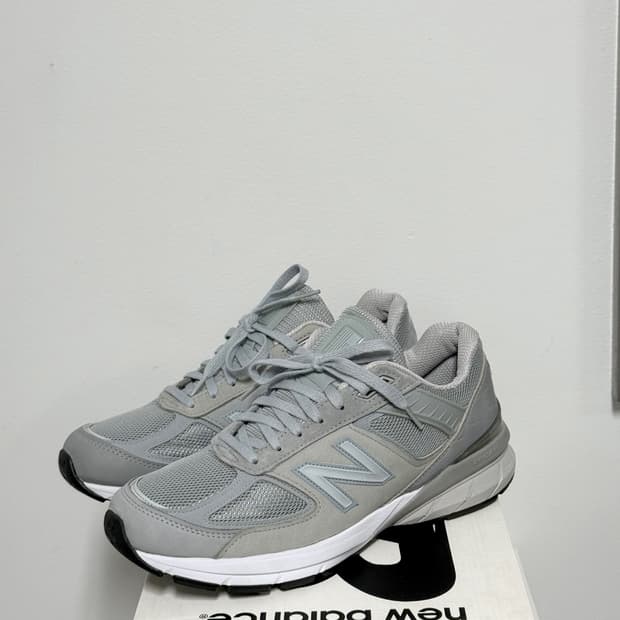 [275] 뉴발란스 x 엔지니어드가먼츠 엔가 990v5 그레이