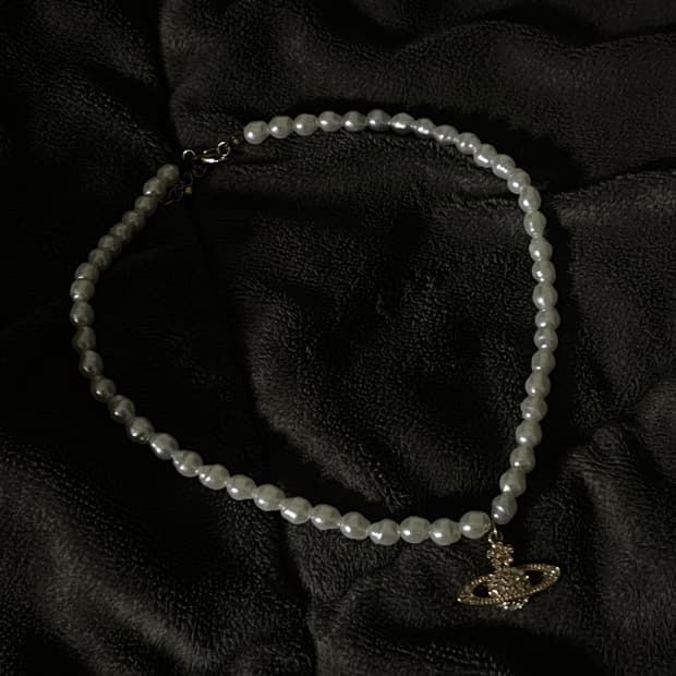 VivienneWestwood Pearl Necklace