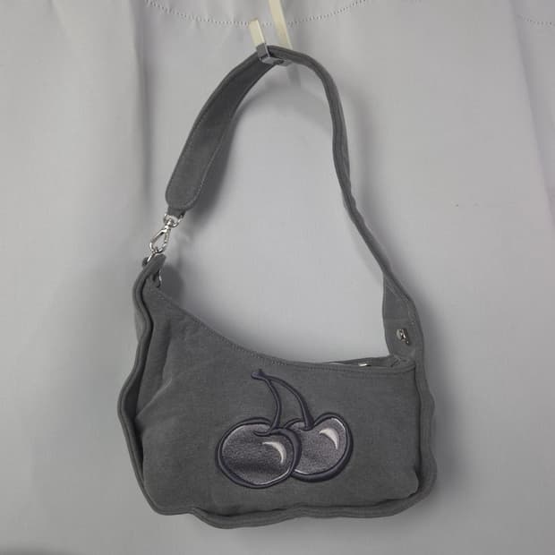 캘리즈X 키르시 숄더백 회색 그레이