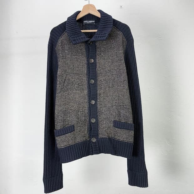 돌체앤가바나 하운드투스 버튼 드라이버 하이넥 니트 자켓