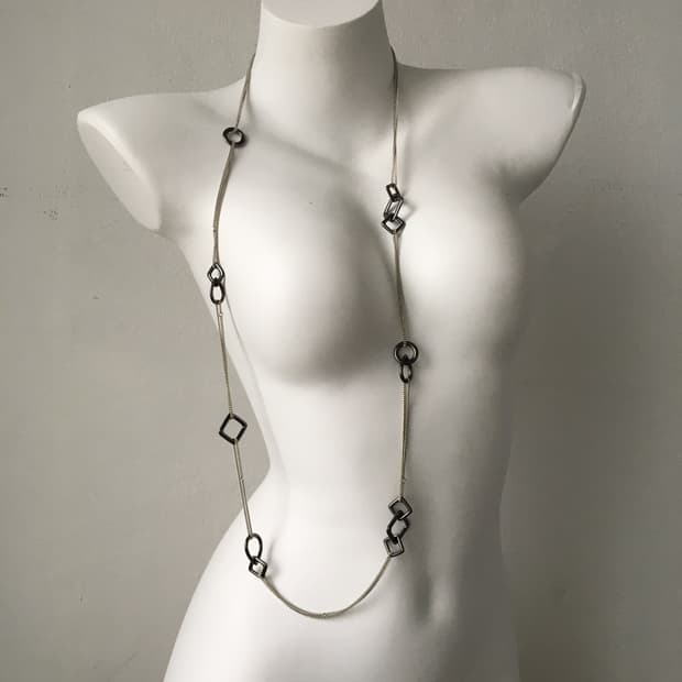 chain layered necklace