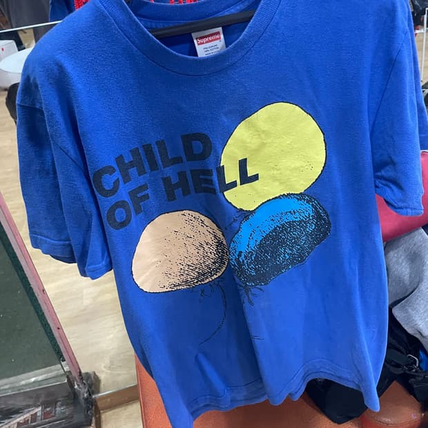 Supreme child of hell 반팔티셔츠