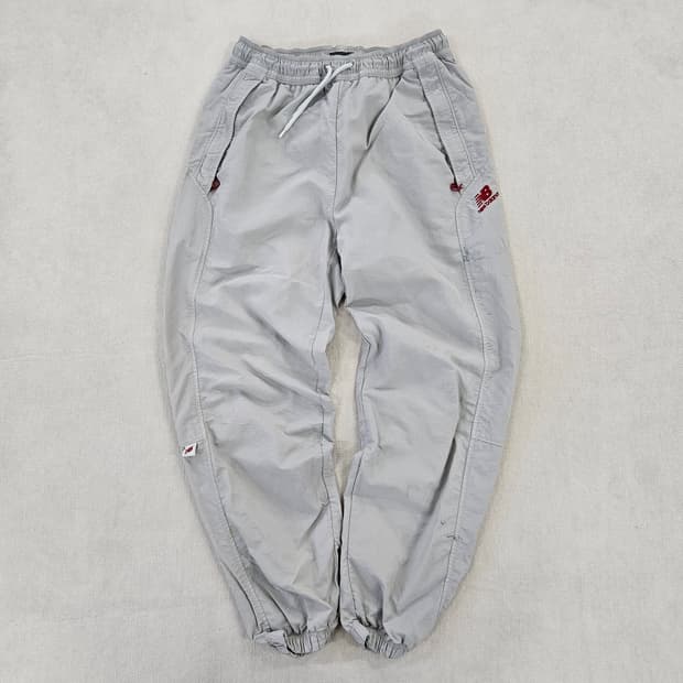 [80(M)] 뉴발란스 여성 레드 로고 포인트 조거 팬츠 0115YH2