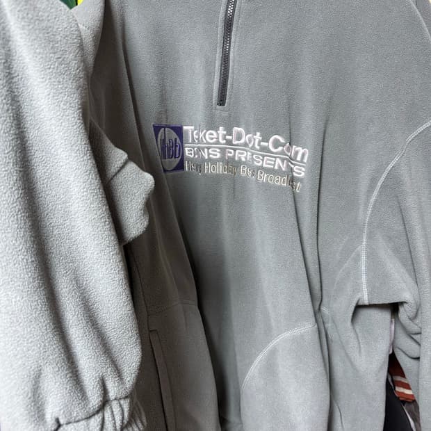 Teket-Dot-Com 반집업 플리스