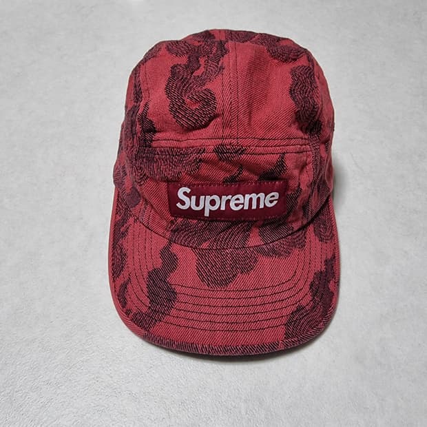 슈프림 캠프캡 레드 패턴