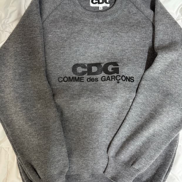 [XL] CDG 꼼데가르송 그레이 니트