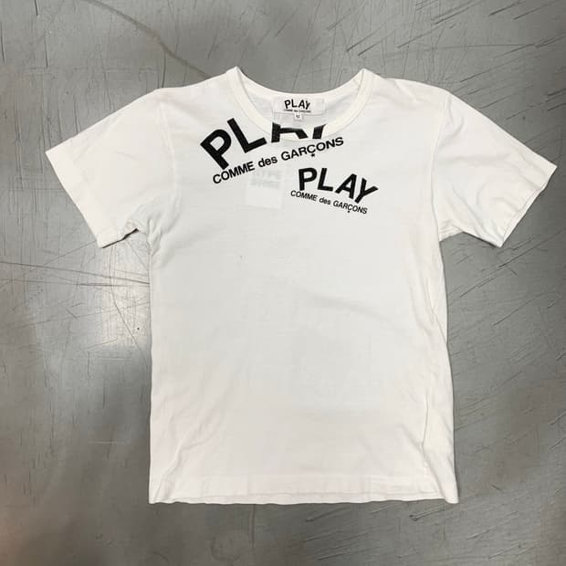 꼼데가르송 로고 반팔