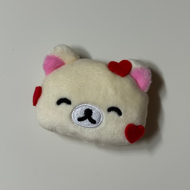 코리락쿠마 하트 이모지 얼굴 페이스 표정 인형 뱃지