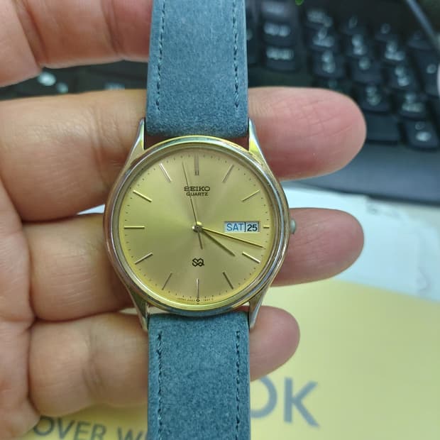 세이코 SQ 골드 데이데이트 남성 시계
