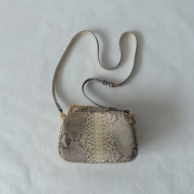 GLENDA 리얼 파이톤 크로스백