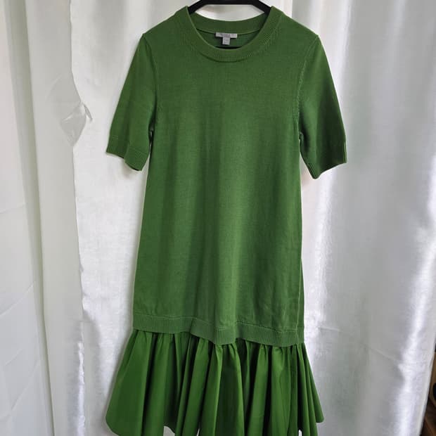 COS 코스 그린 니트 플레어 반팔 원피스 (1734)