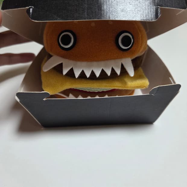 언더커버 햄버거 괴물