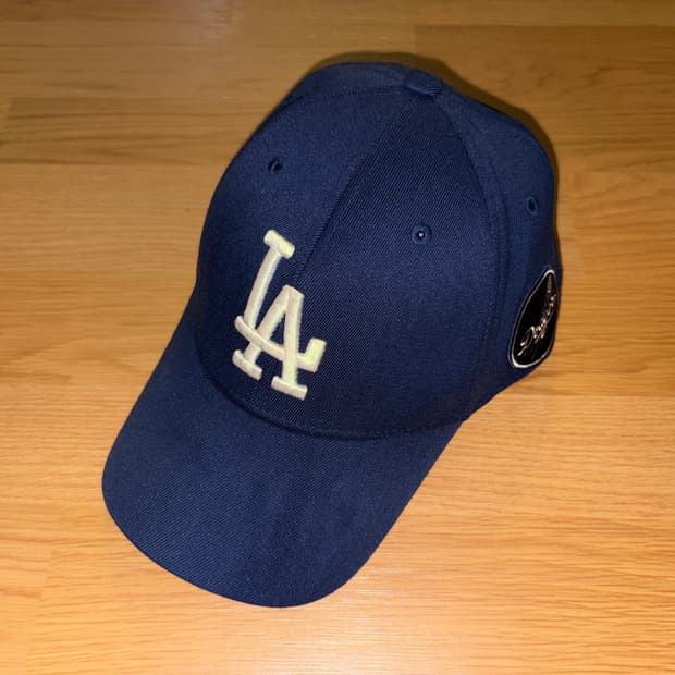 MLB LA Dodgers Circle Curve Cap