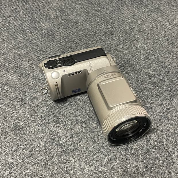 소니 사이버샷 DSC-F505 디지털카메라