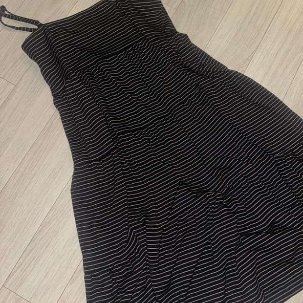 stripe sleeveless one-piece