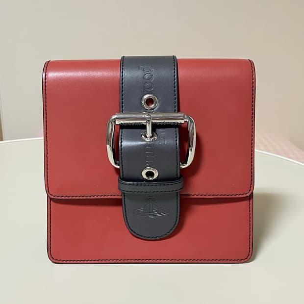 손나은백) 정품 비비안웨스트우드 알렉스 백