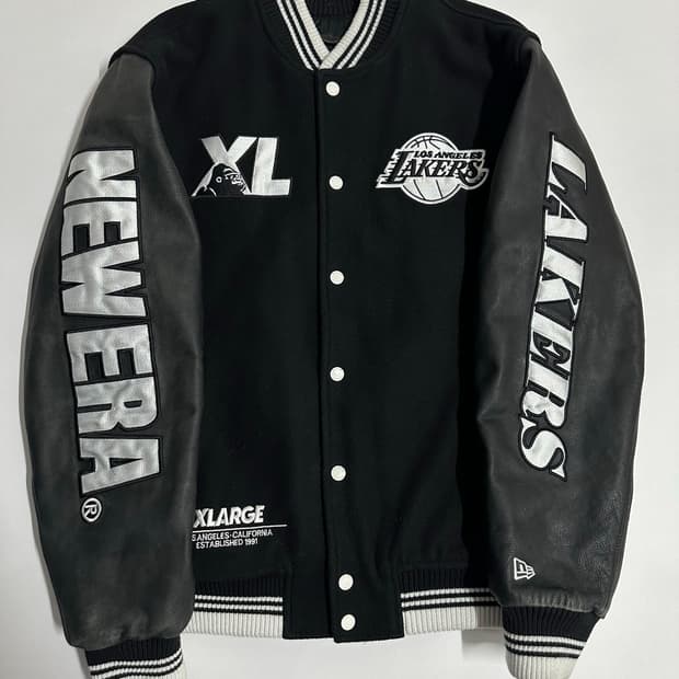 XLARGE LA 레이커스 뉴에라 바시티 자켓