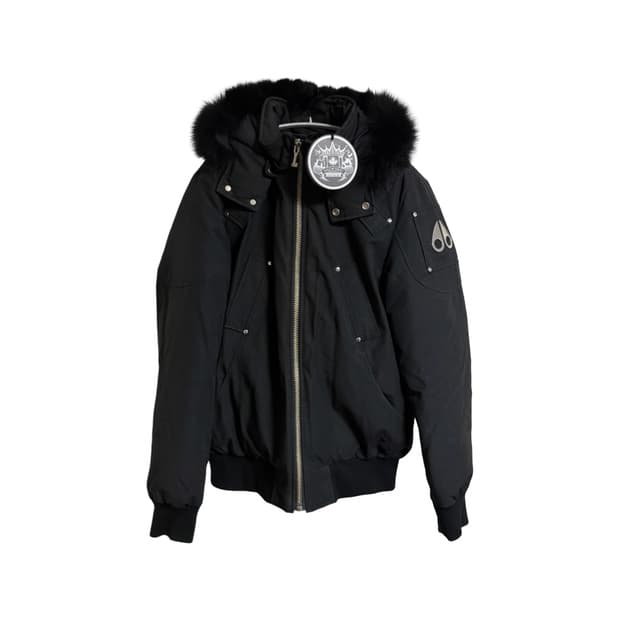 무스너클 봄버 패딩