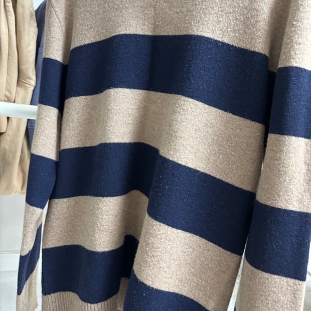 갭 스트라이프 니트