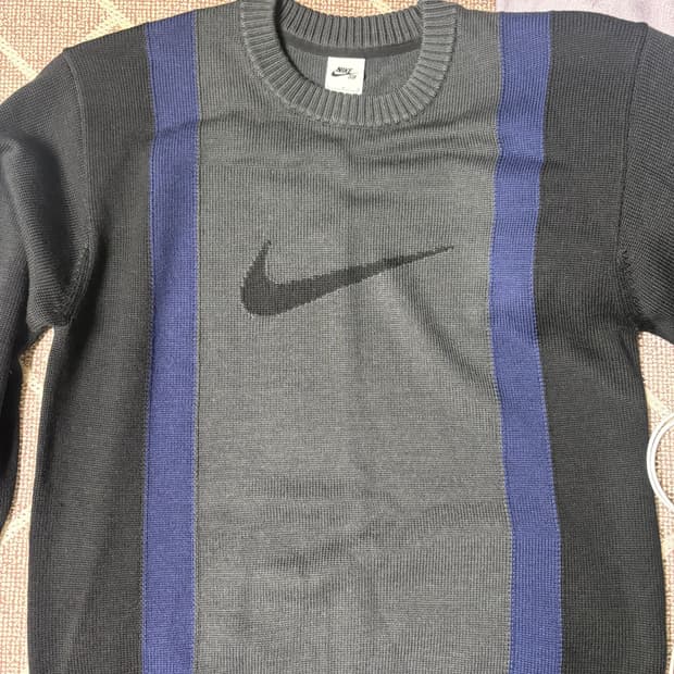 나이키 sb 로고 스웨터 