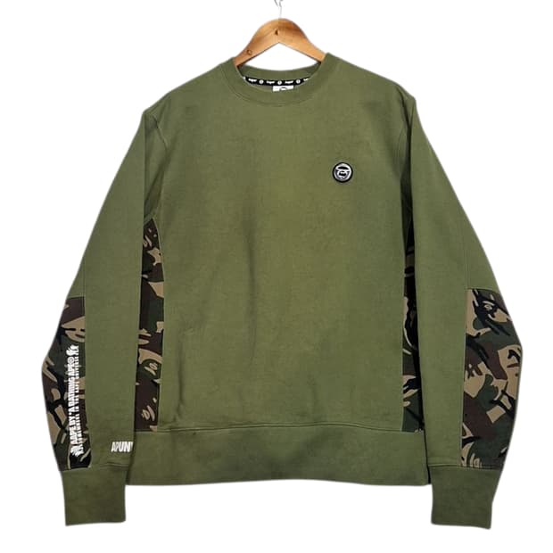 Aape 에이프 카모플라쥬 맨투맨