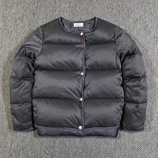 아크네 스튜디오 sophia paw14 패딩
