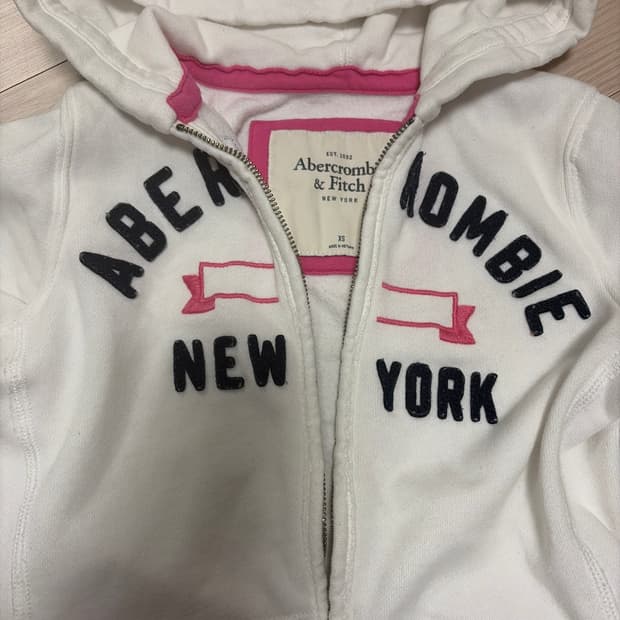 아베크롬비 작사 화이트 후드집업 xs