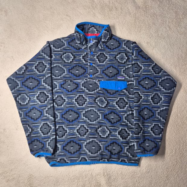 14년 파타고니아 아즈텍패턴 신칠라