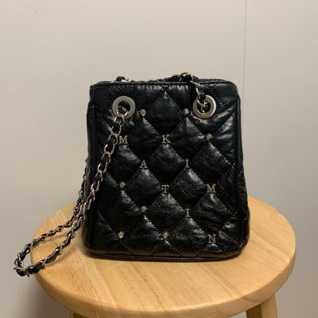 마뗑킴 스터드 퀼팅 백 가방