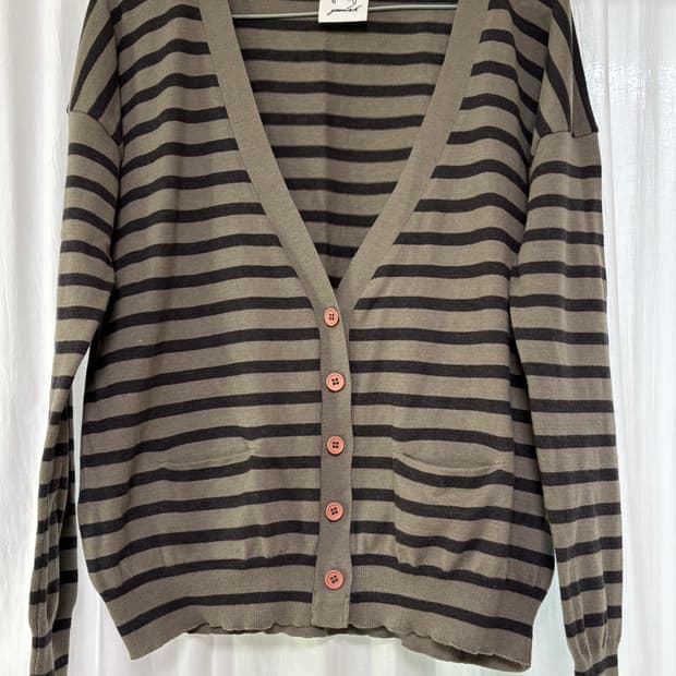 카키 차콜 단가라 가디건