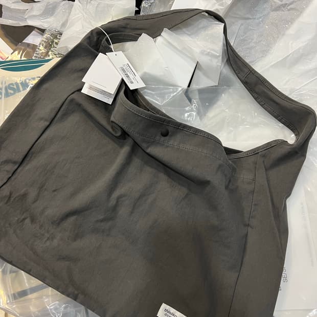 디스이즈네버댓 디네댓 고어텍스 가방