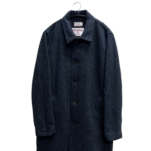 커버낫 해리스트위드 해링본 체스터필드 코트 네이비